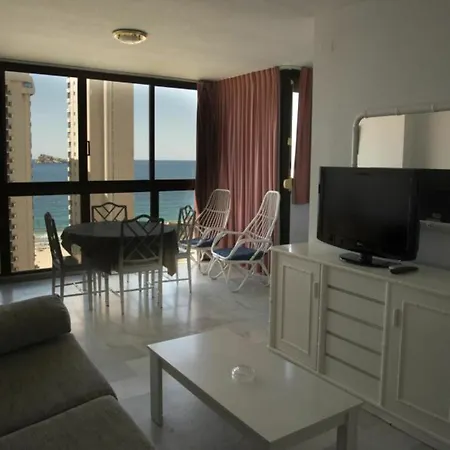 In Benidorm, Alicante 103103 By Mo *