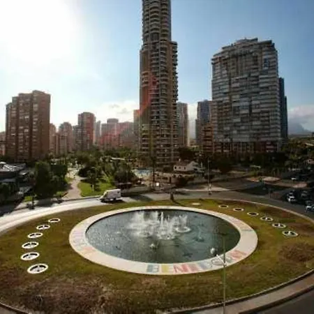 In Benidorm, Alicante 103103 By Mo בנידורם